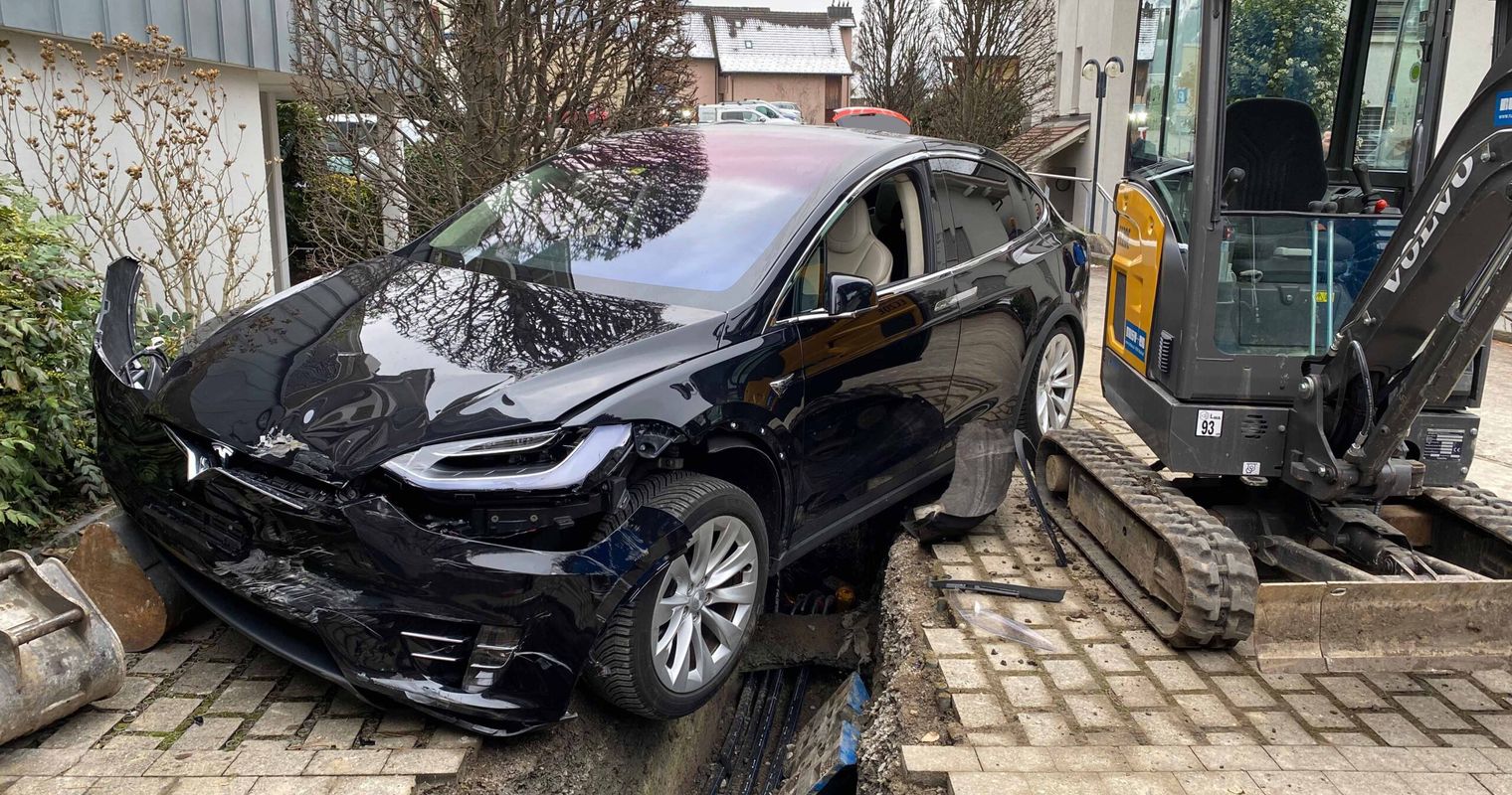 Kanton Zug: Zwei Personen verletzen sich bei Unfällen