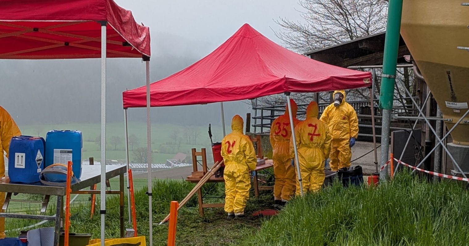 So trainieren Luzerner Zivilschützer für den Seuchenfall