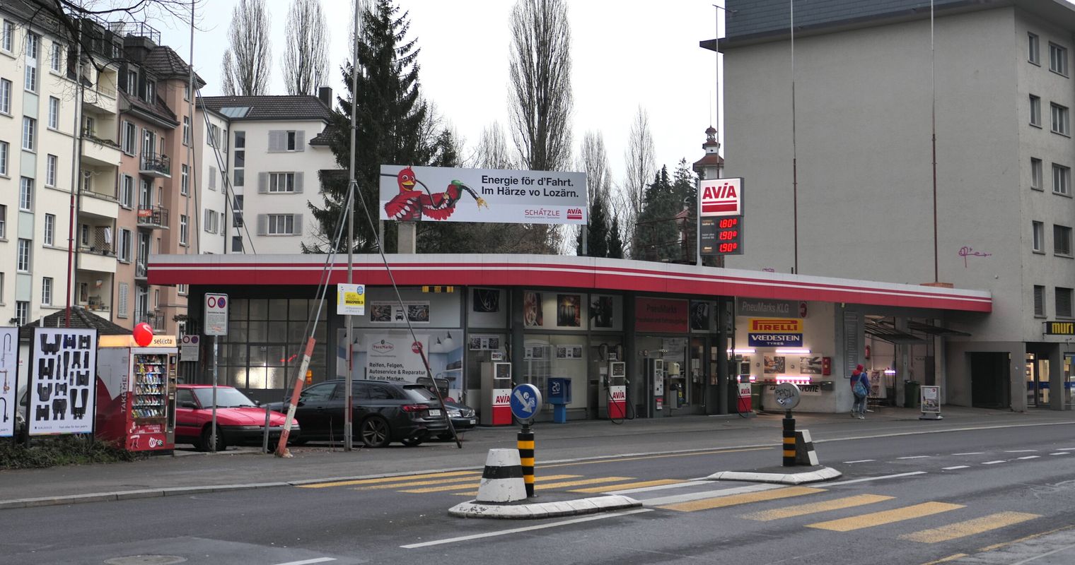 Wohnungen statt Tankstelle: Neues Gebäude rückt näher