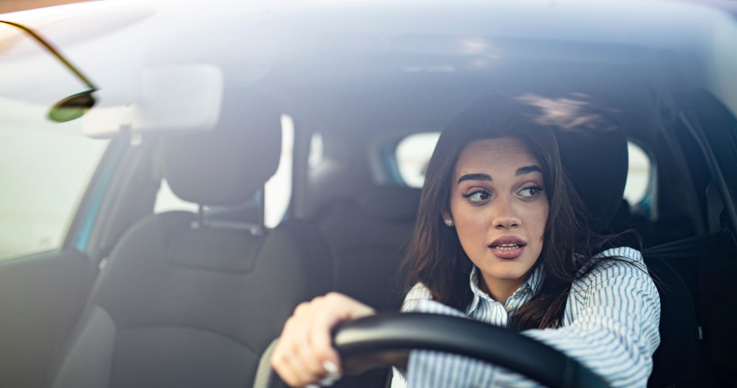 Autofahren: Frauen sind mies, Männer ticken völlig aus