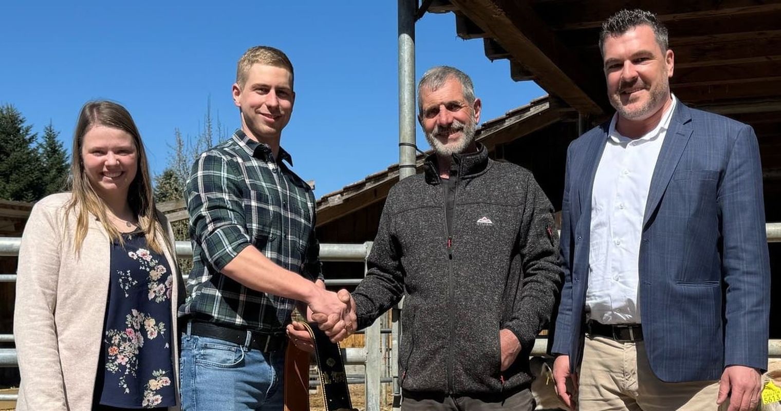 Dieser junge Baarer führt ab sofort einen Bauernhof
