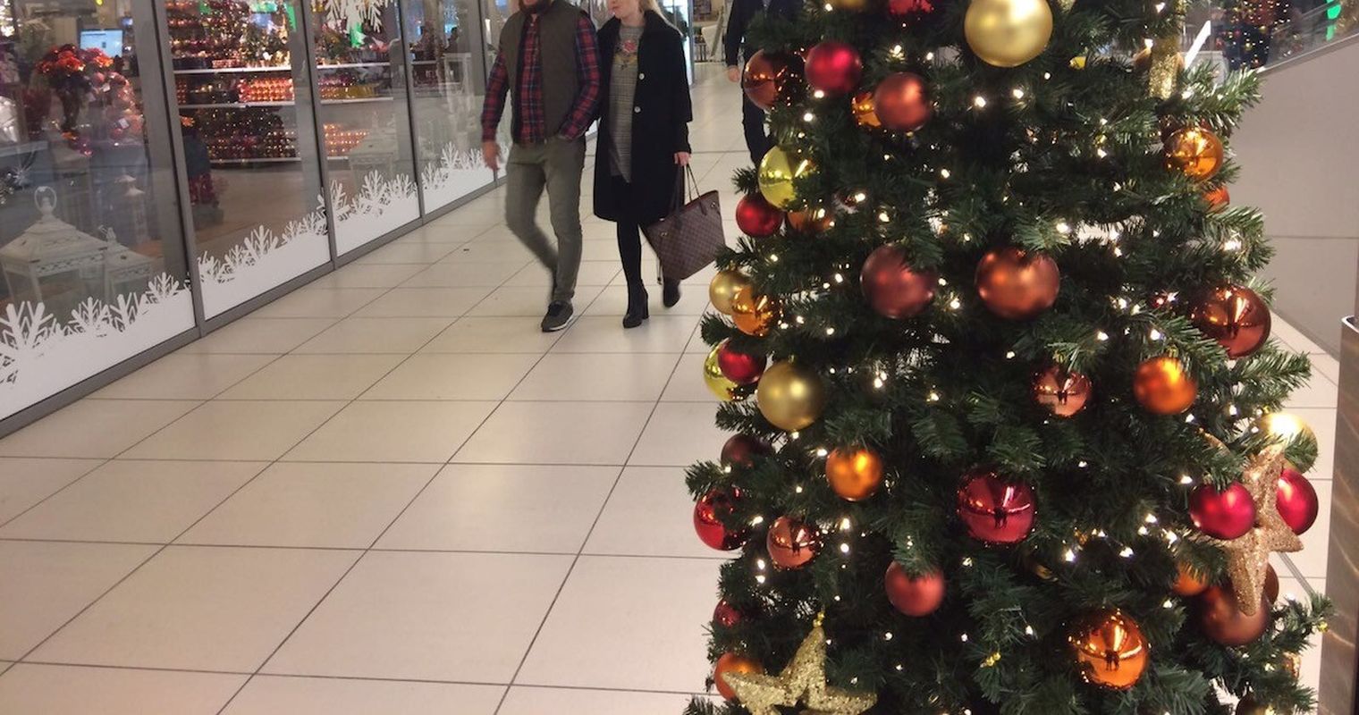 Offene Zuger Läden am 24. Dezember – das sorgt für Kritik