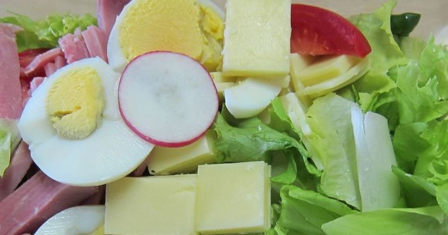 Frisch aus dem Kanton Zug – der zentral+ Salat-Test