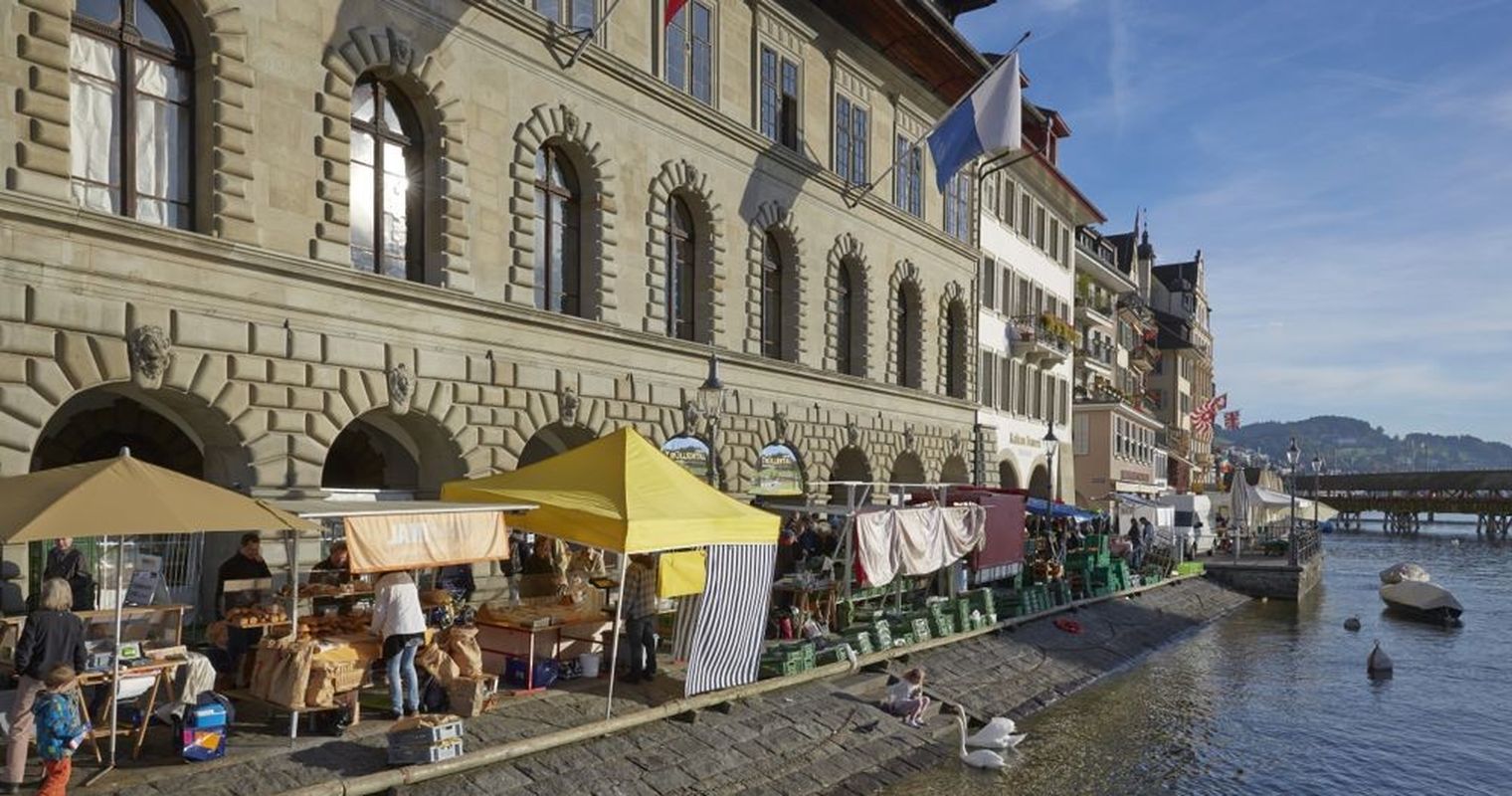Der Luzerner Wochenmarkt vor Ostern