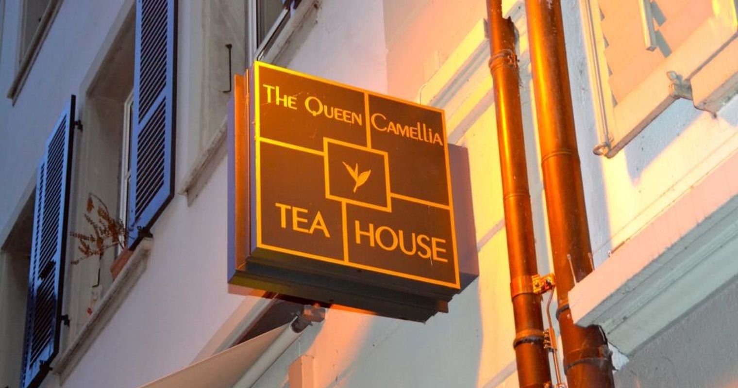 The Queen Camellia Tea Room – Die Liebe zum Tee