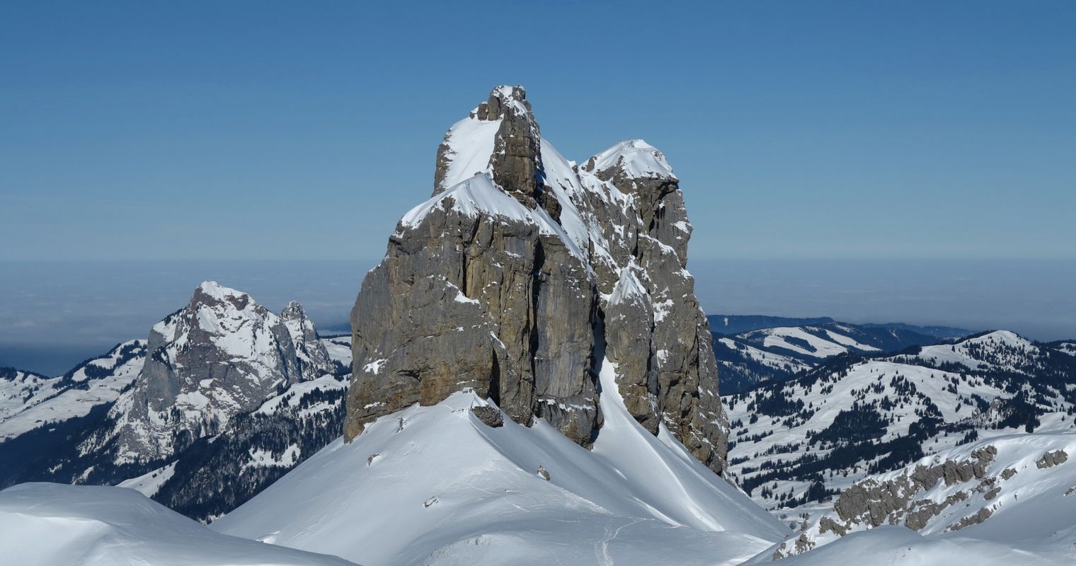 Ein Spass für Skitourengänger: Im Pulverschnee nach Muotathal