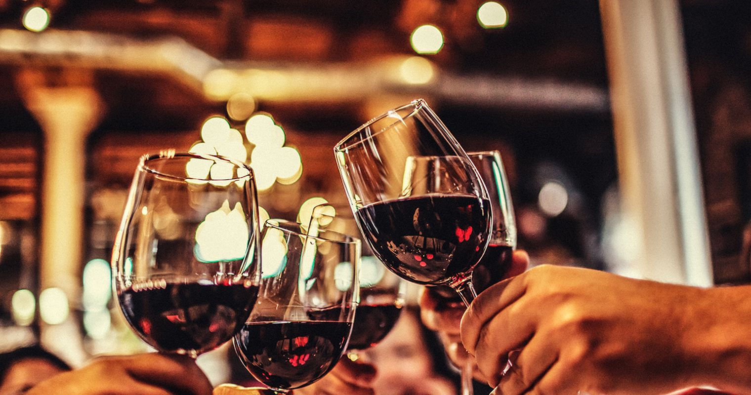 Trinken oder warten? Tipps & Tricks für ungetrübten Weingenuss