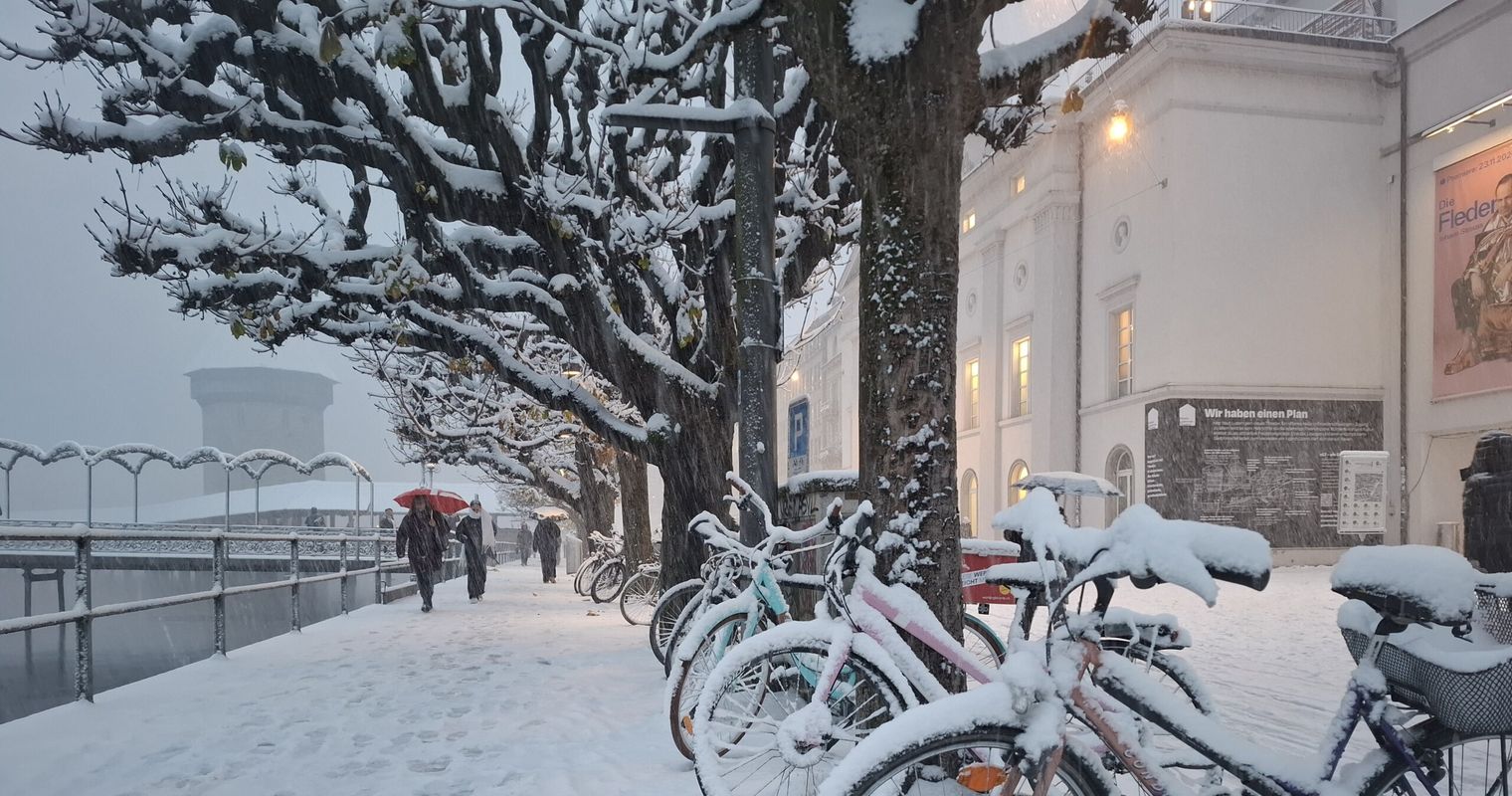 Luzern und Zug versinken im Schnee