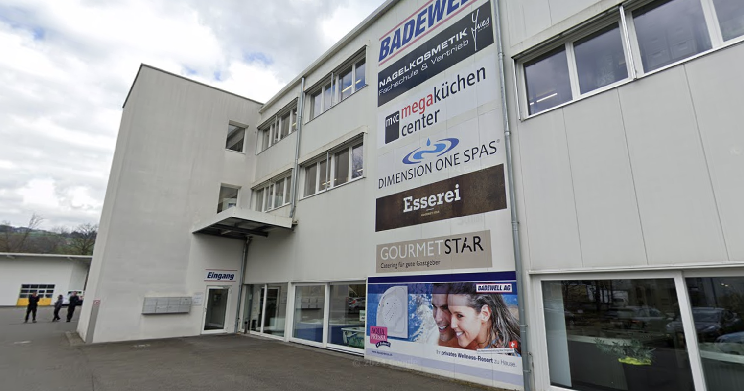Surseer Start-up erfindet den Fingernagel zum Bezahlen