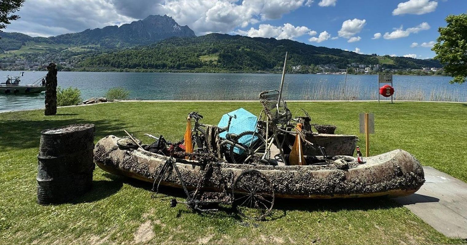 Diesen Schrott fischten Taucher aus der Badi Horw