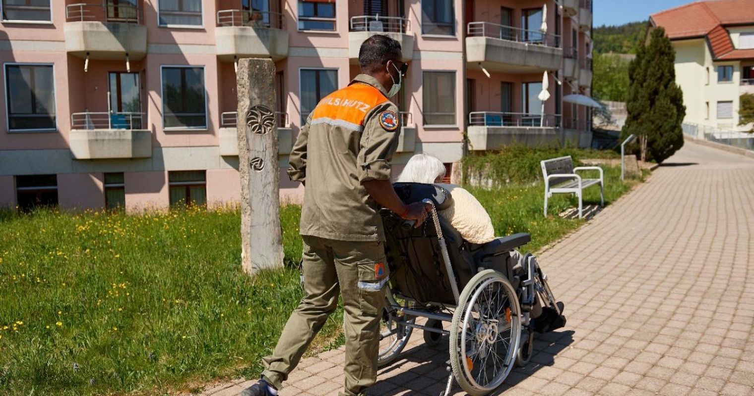 Covid-Infektion: Zivilschützer zeigt Zuger Pflegeheim an