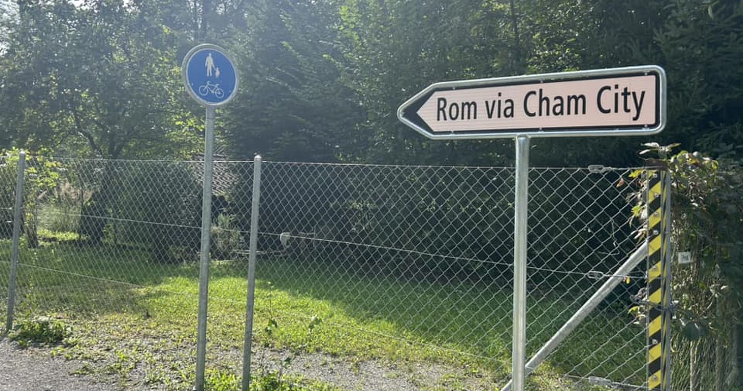 Cham: Jetzt ist das Rätsel um mysteriösen Wegweiser gelöst