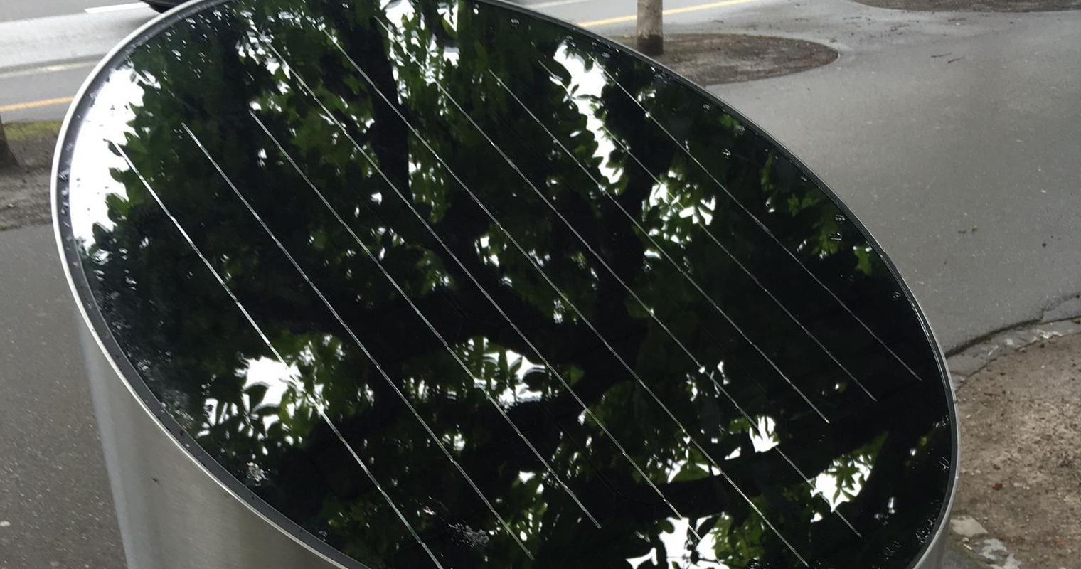 Der Hightech-Solar-Abfallkübel bewährt sich in Luzern