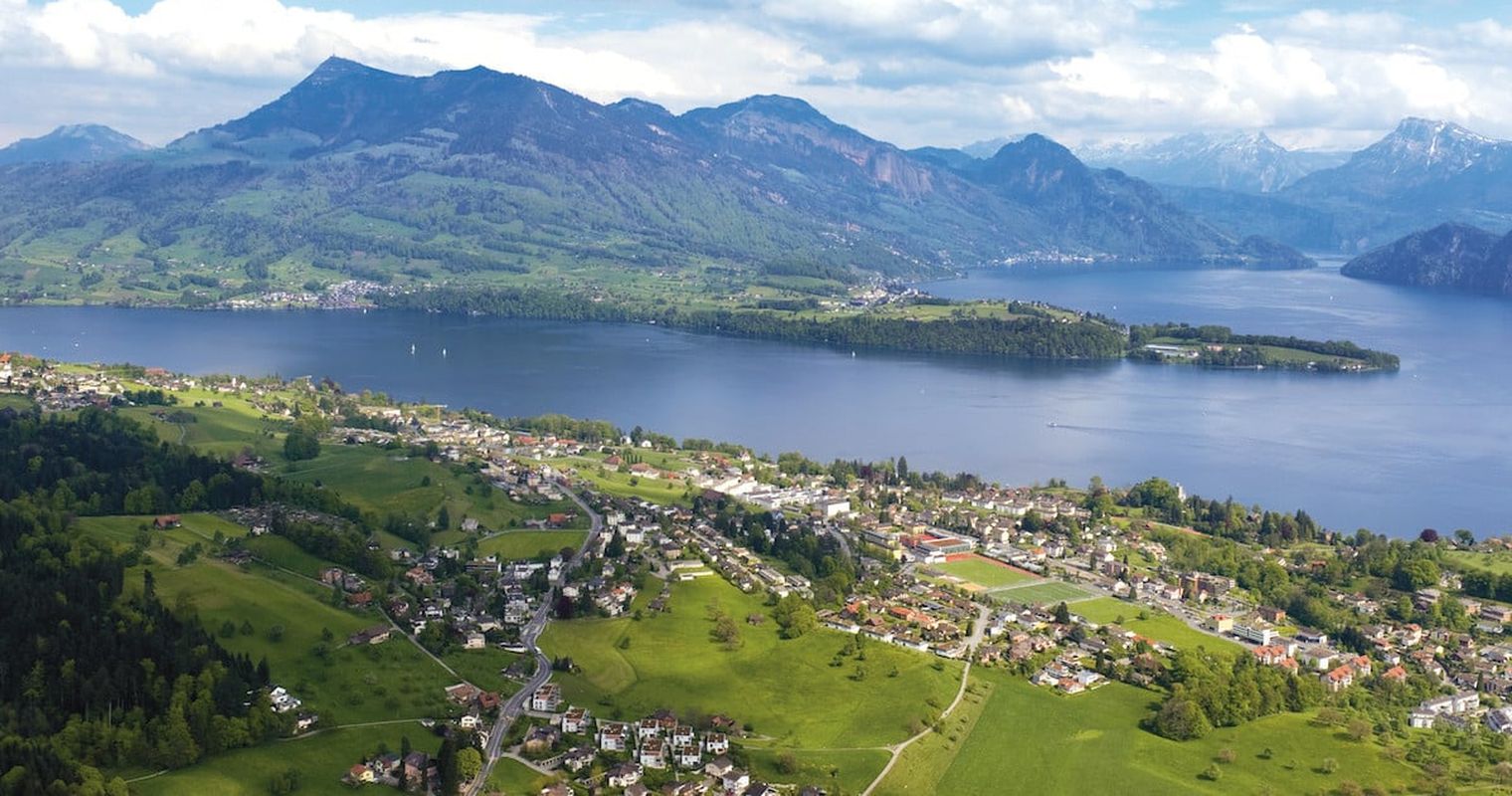 Polnischer Milliardär kauft Villa an bester Lage in Meggen