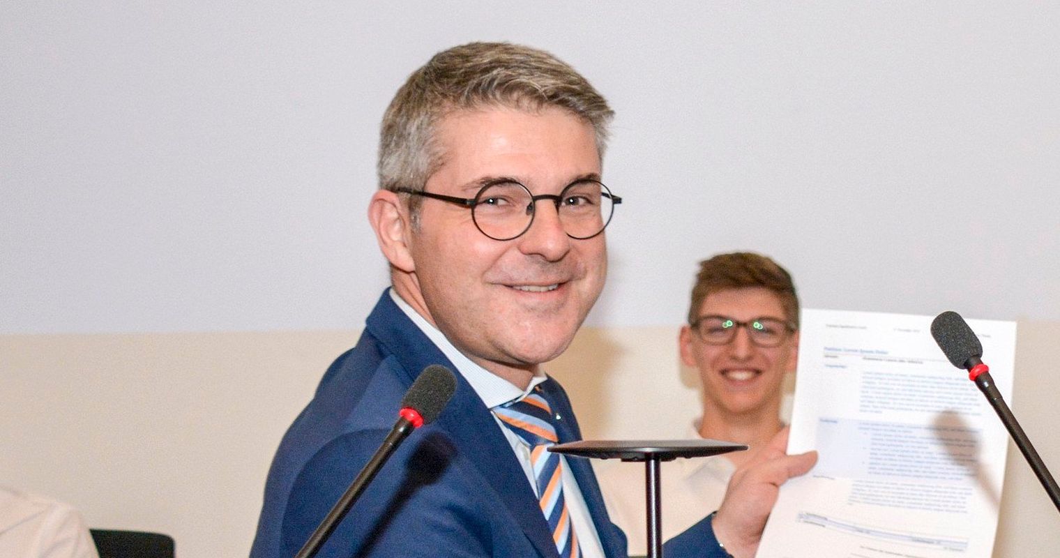 Alt-Staatsschreiber wird neuer Fanarbeit-Präsident