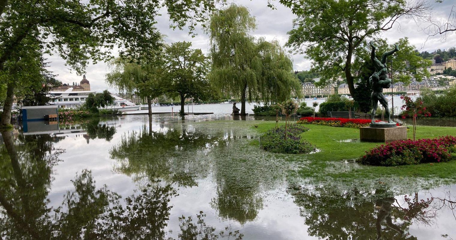 Brücken zu: Die neusten Bilder vom Hochwasser in Luzern