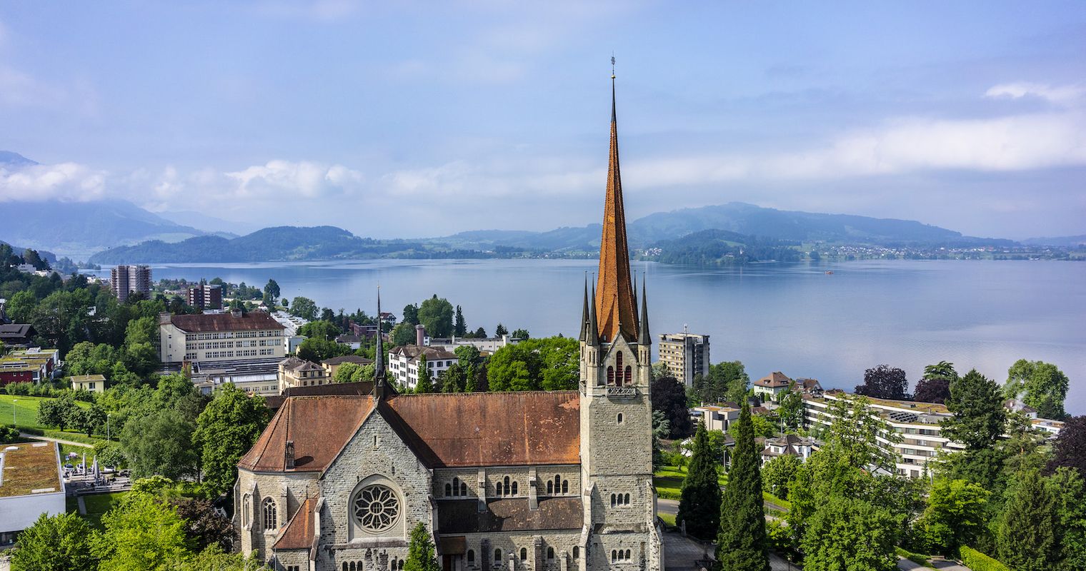 Raten ist angesagt: Welches ist der höchste Kirchturm im Kanton Zug?