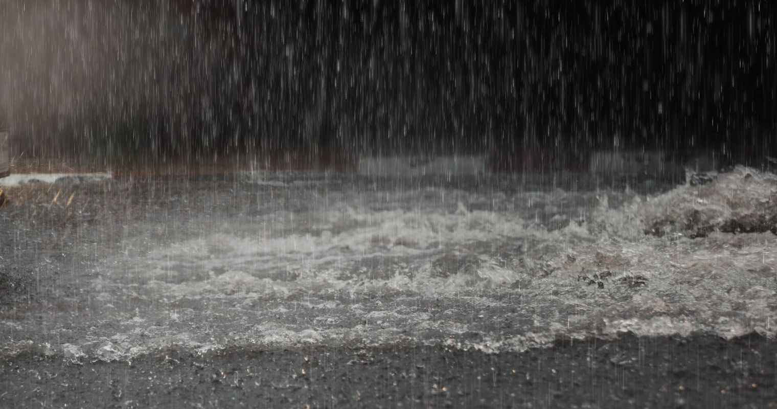 Luzern: Unwetter sorgt für überflutetes Schulhaus