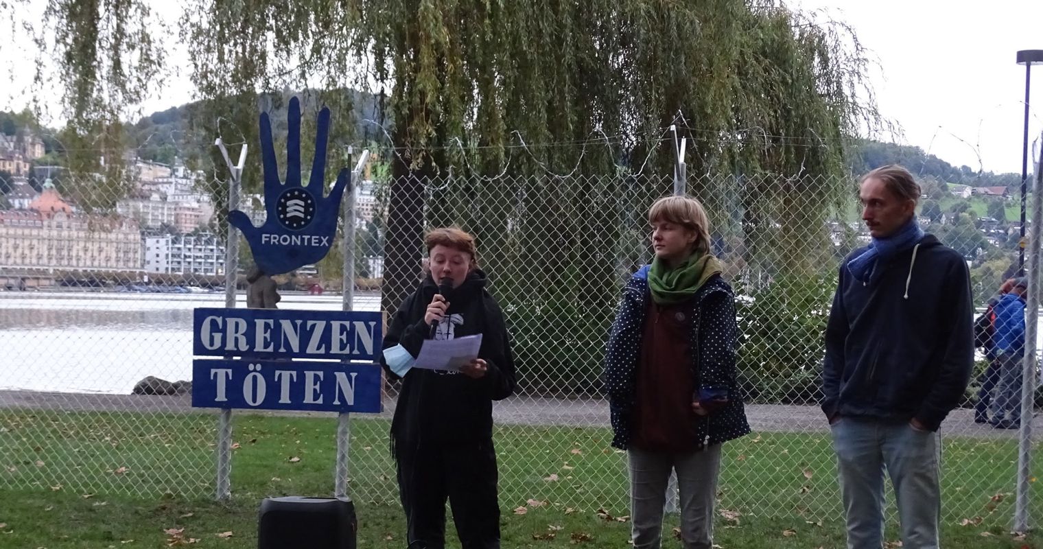 «Grenzen töten»: In Luzern werden Grenzregimes kritisiert