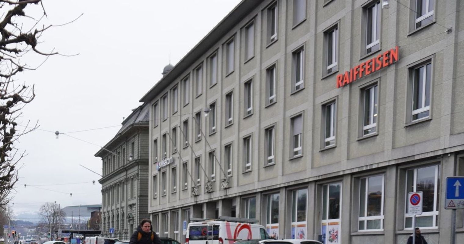 Bargeld: Raiffeisen Luzern verlangt 17 Franken fürs Münzeinzahlen