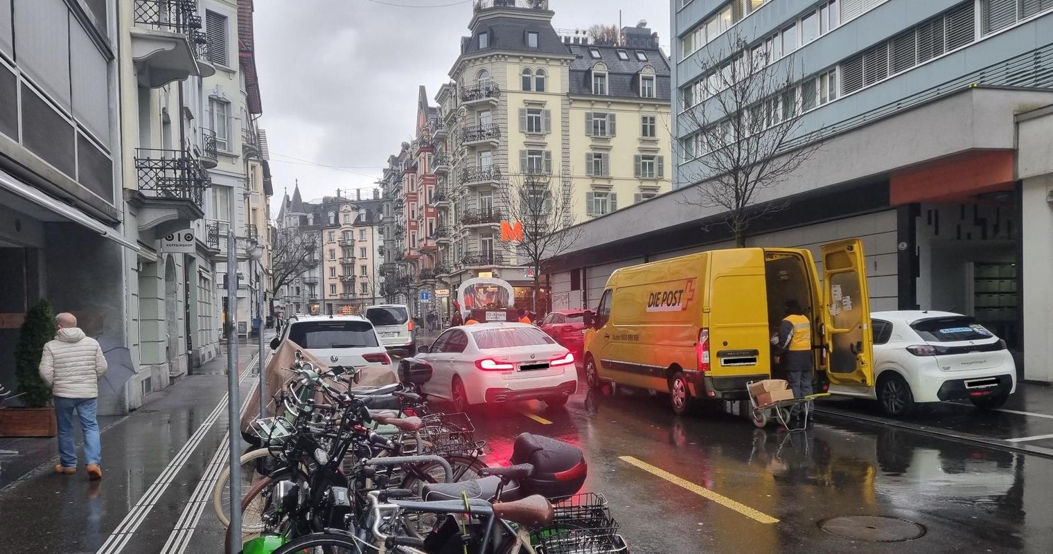Jetzt geht es Parkplätzen mitten in Luzern an den Kragen