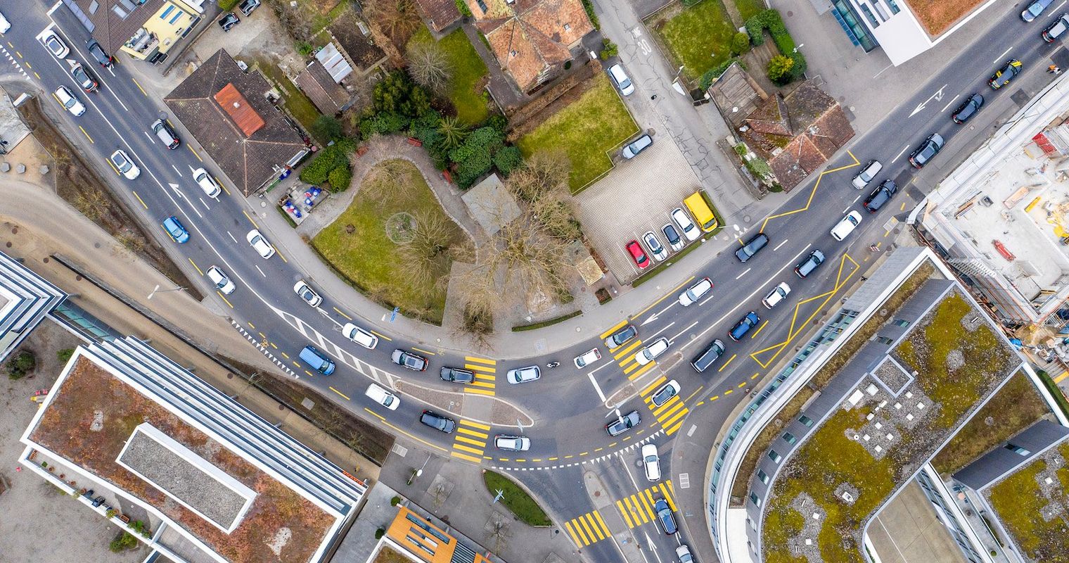 Vier Jahre Tangente Zug–Baar: Neue Daten zeigen Stagnation