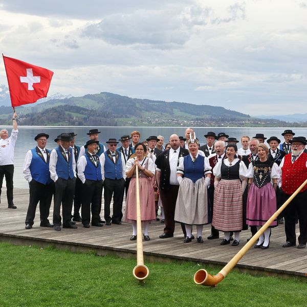 Endlich! Zug wird zur Festhütte