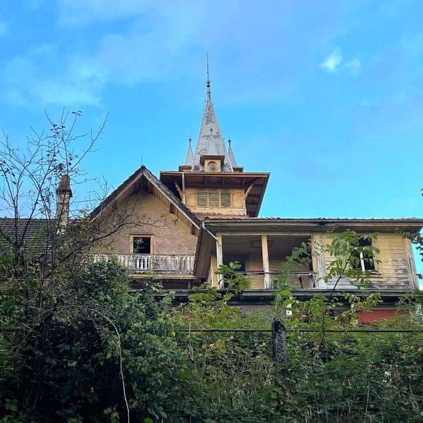 In dieser alten Touristenpension soll es spuken