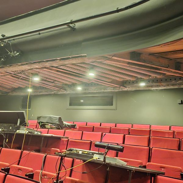 Nach bröckelnder Decke: So sieht es im Luzerner Theater aus