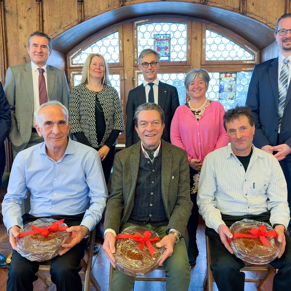 Stadt Zug ehrt «stille Macher»