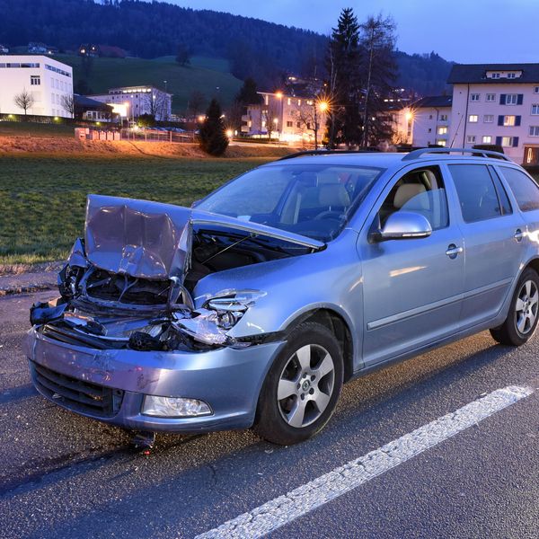 Kanton Luzern: Zwei Auffahrunfälle – zwei verletzte Personen