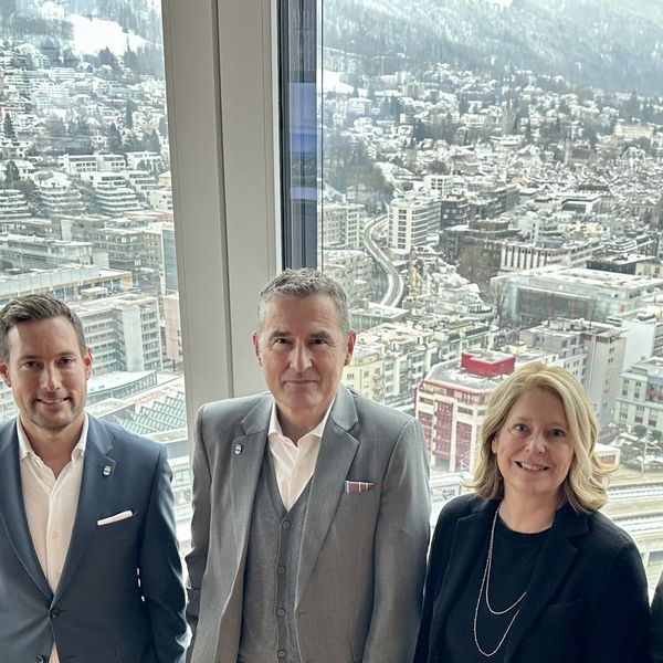 Stadt Zug plant Lohnerhöhung für Stadtrat
