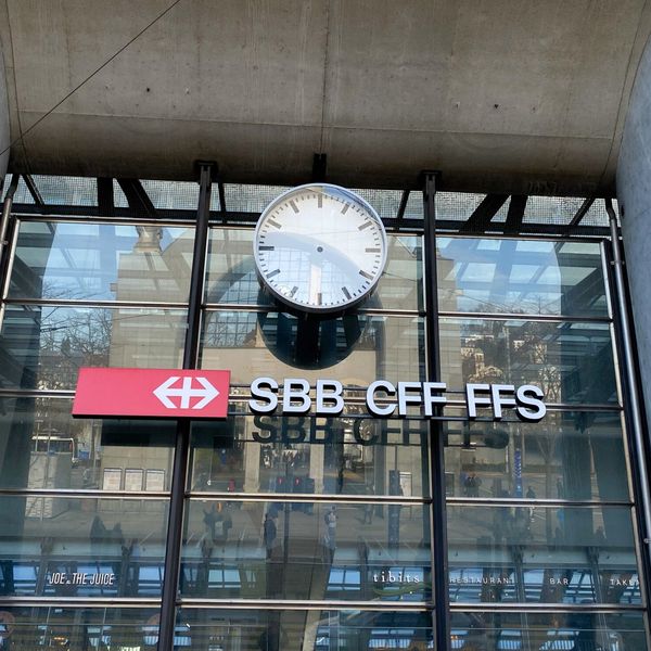 Luzerner Bahnhofsuhr streikt – seit Wochen