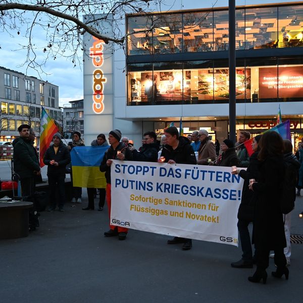 Stadt Zug: Partei demonstriert gegen Russland