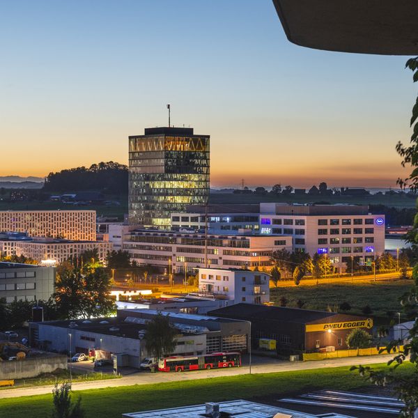 Mehr als 5’000 Personen arbeiten zusätzlich in Zug