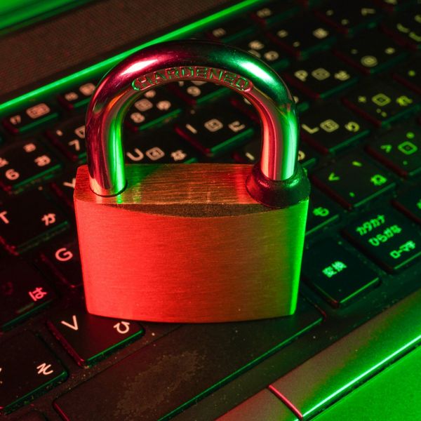 Kanton Zug fördert Cyber-Security-Nachwuchs