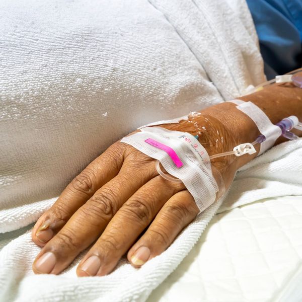 Weltenbummlerin stirbt – Zug sucht ihre Erben