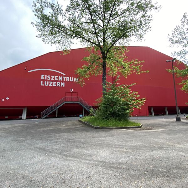 Baurecht für Mantelnutzung des Eiszentrums Luzern vergeben