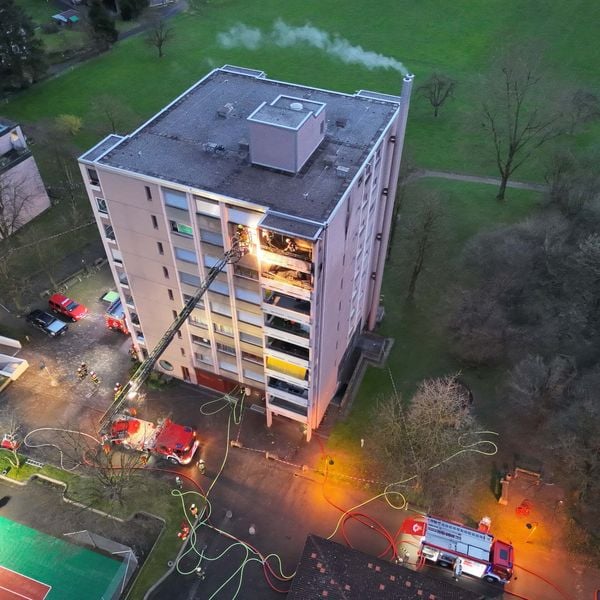 Nach Brand in Cham: Sieben Wohnungen nicht bewohnbar