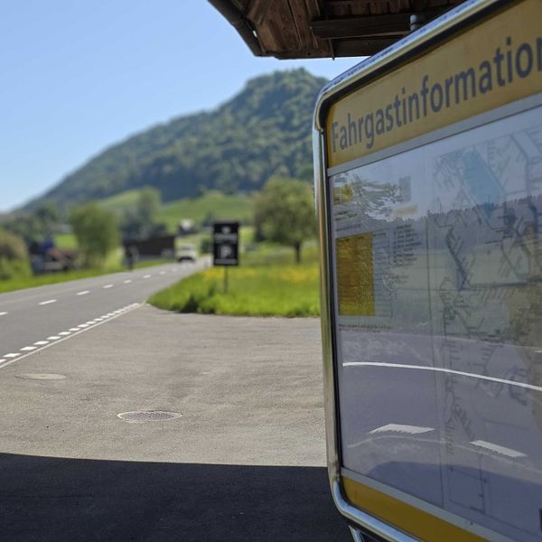 Bus durchs Renggloch: Verkehrsverbund verteidigt Fahrplan