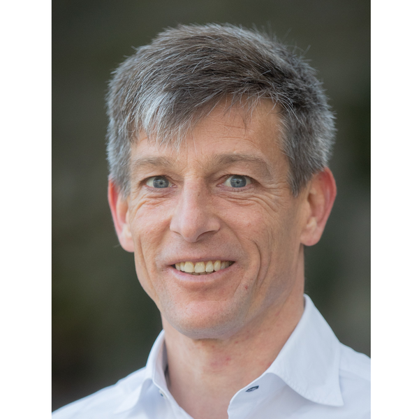 Neuer Rektor am Fach- und Wirtschaftsmittelschulzentrum