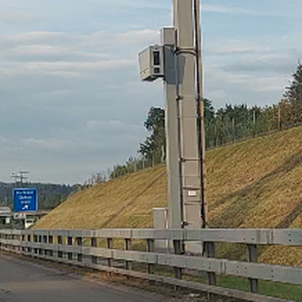 Rätselhafter Blitzkasten auf A14: Wird hier abkassiert?