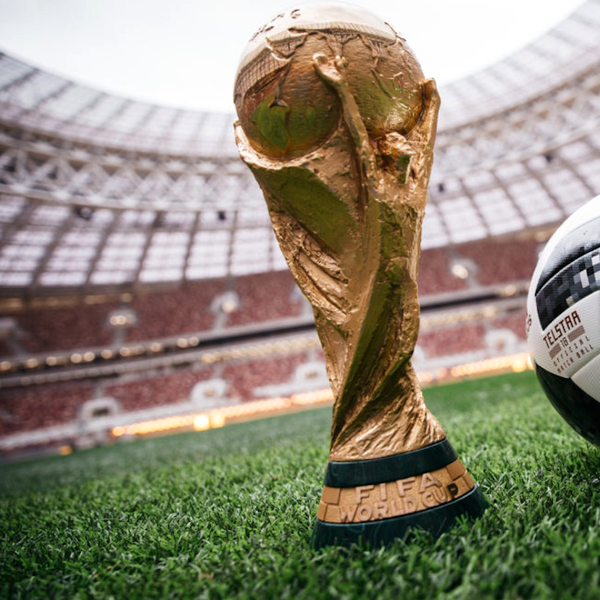 Welchen WM-Teams unsere Promis die besten Chancen einräumen