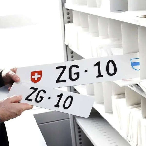 Zuger Kryptomillionär verpasst Auktionsrekord für «ZG 10»