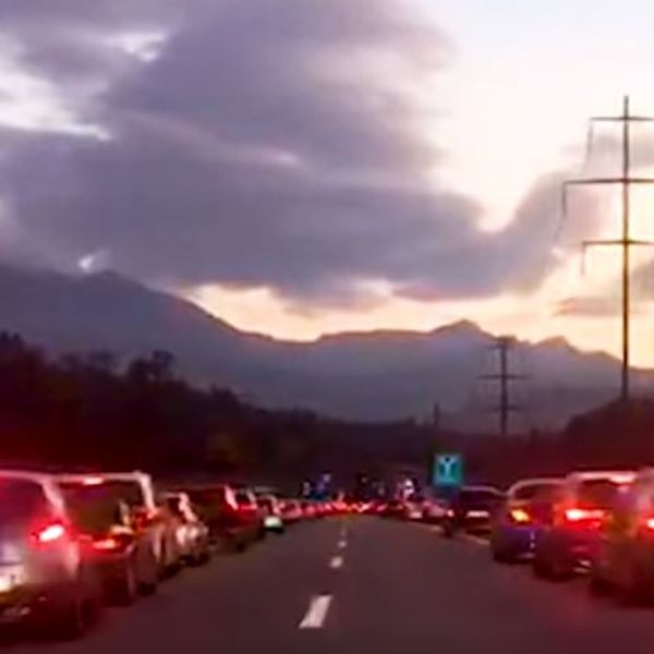 Luzerner Polizei zeigt, wie eine perfekte Rettungsgasse aussieht