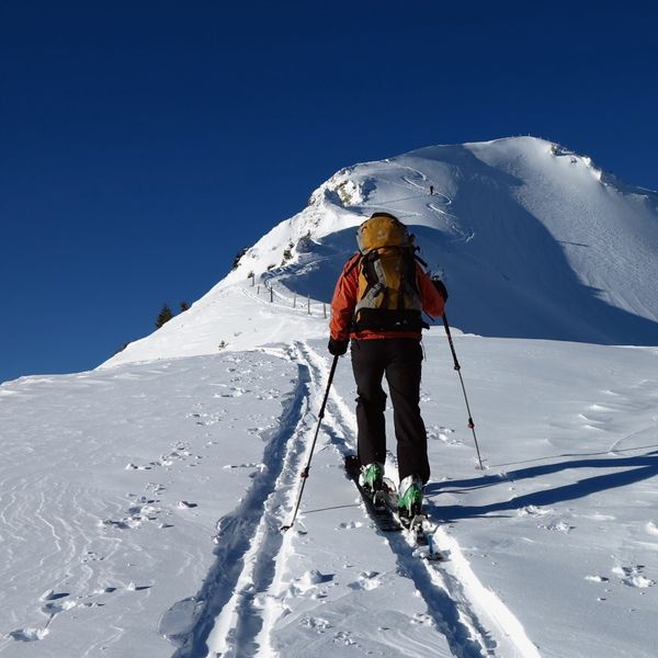 Mit Skis dem Mändli aufs Haupt gerückt