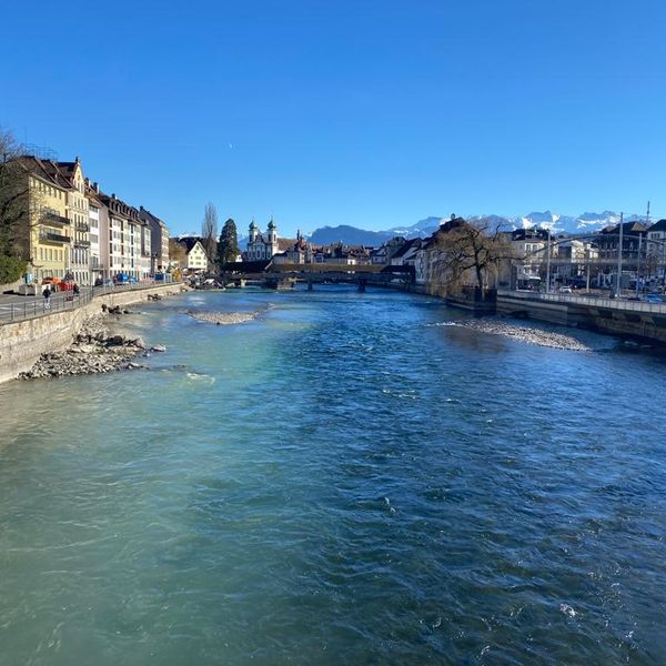 Luzern: So wollen Juso und Stadt das Reussufer aufbrezeln