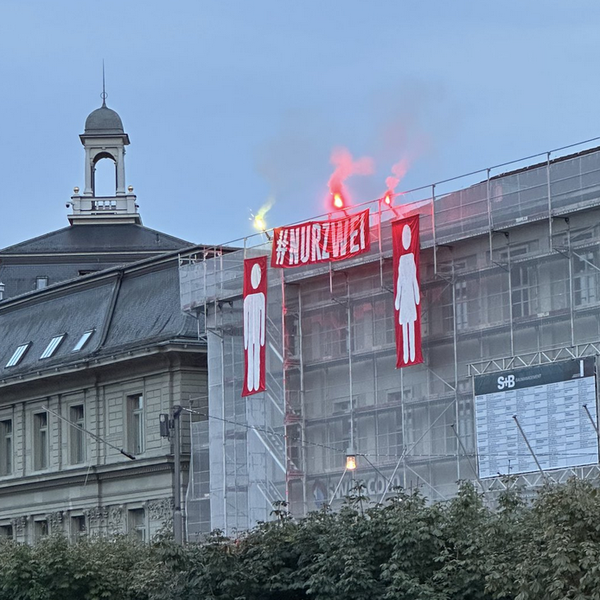 Plakate und Pyros gegen Luzerner «Pride»