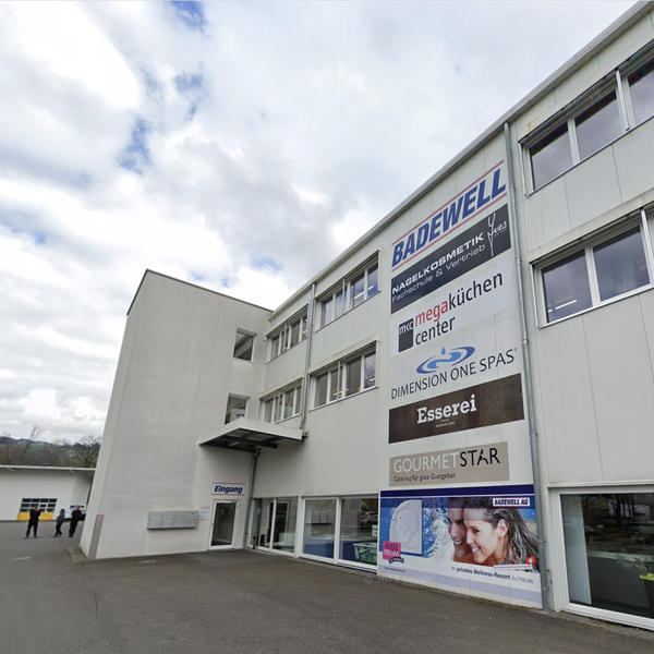Surseer Start-up erfindet den Fingernagel zum Bezahlen