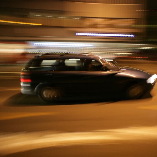 Lernfahrer rast durch Oberägeri – Polizei nimmt ihn fest